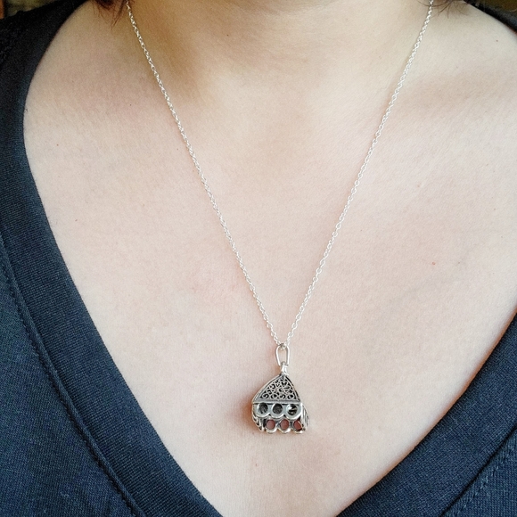 New Classic Ornate Asian Pyramid Pendant Dangle Drop Necklace - Picture 4 of 8